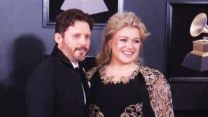 Kelly Clarkson:  7 Years of Marriage  From Husband Brandon Came to End !!! Know More About The End!!