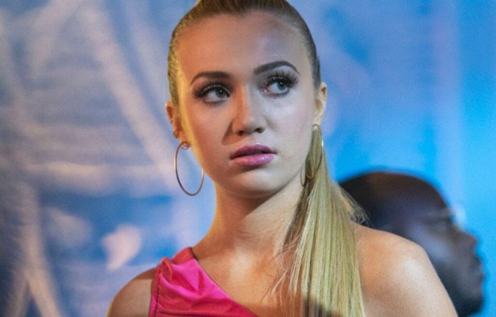Who plays Phoebe in You season 4? Everything About Her Casting!