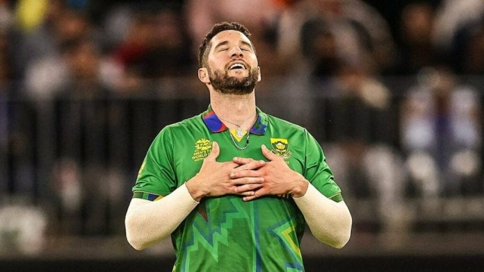 South African cricketer Wayne Parnell pulled off Manchester United superstar Cristiano…