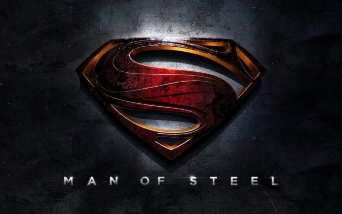 Man Of Steel : Zack Snyder’s Original Man Of Steel’s Superman Had Logo On His Cape